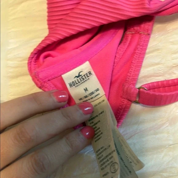Hollister Pink swim top with Underwire Support - Picture 2 of 2